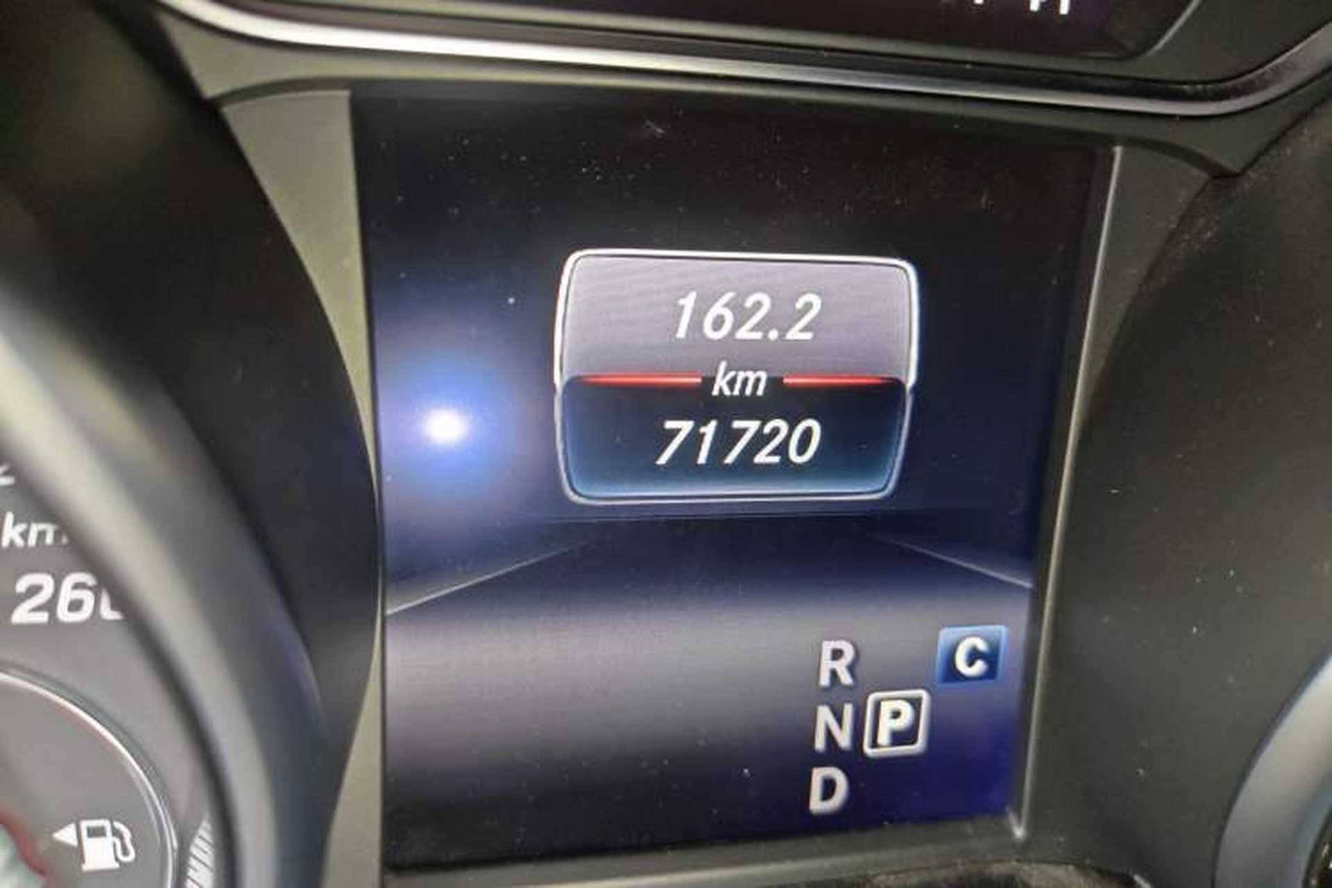 Used Mercedes-Benz GLA 2019 GLA 220 4MATIC Sport Edition Odometer Close Up
