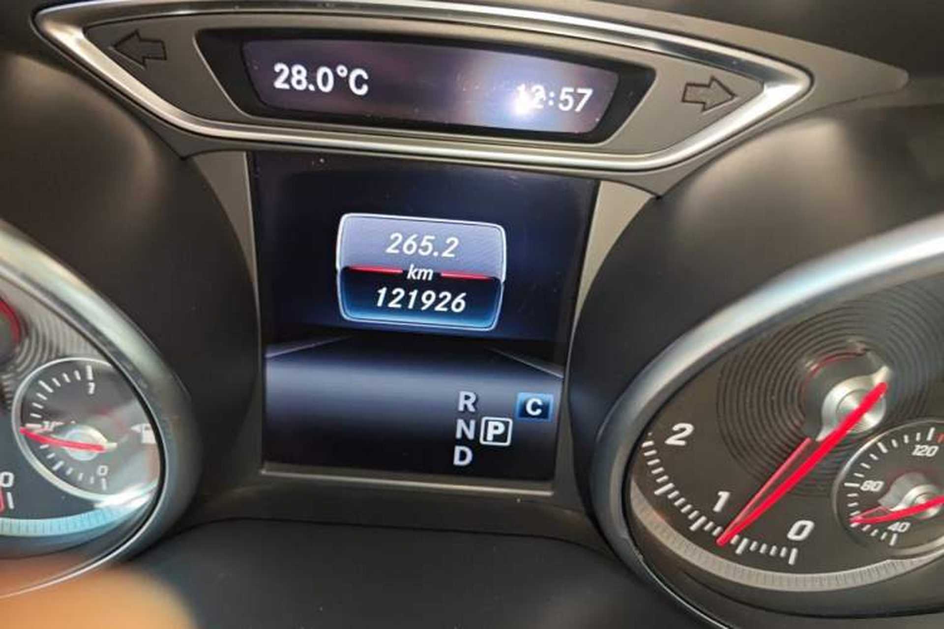 Used Mercedes-Benz GLA 2019 GLA 200 Fashion Model Odometer Close Up
