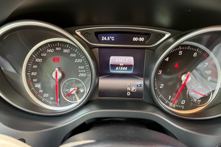Used Mercedes-Benz GLA 2019 GLA 200 Fashion Model Odometer Close Up