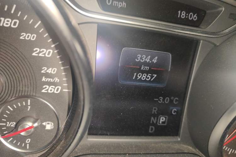 Used Mercedes-Benz GLA 2019 GLA 200 Dynamic Edition Odometer Close Up