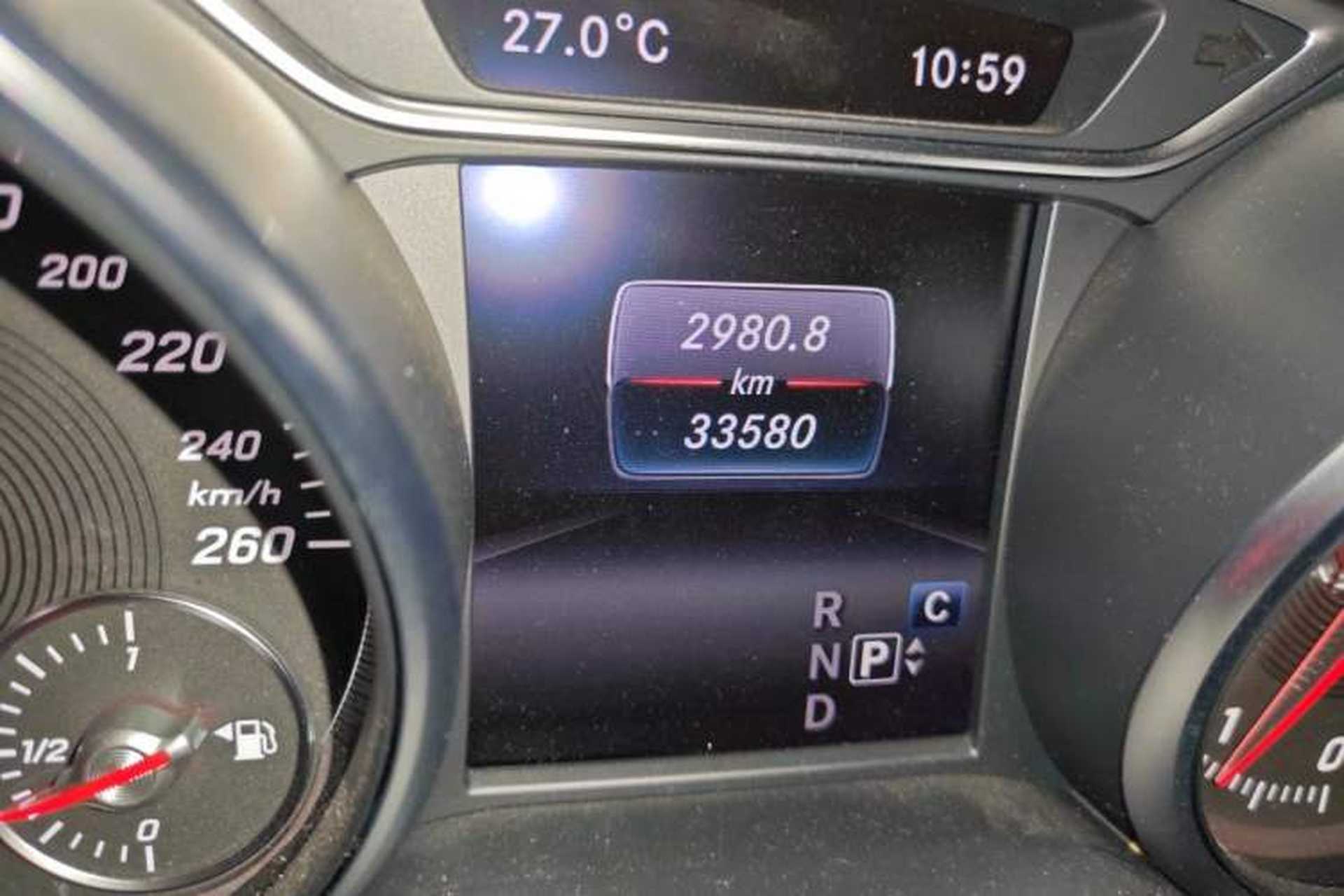 Used Mercedes-Benz GLA 2019 GLA 200 Fashion Model Odometer Close Up