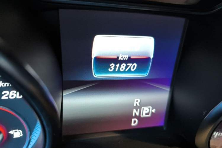 Used Mercedes-Benz GLA 2019 GLA 200 Dynamic Edition Odometer Close Up