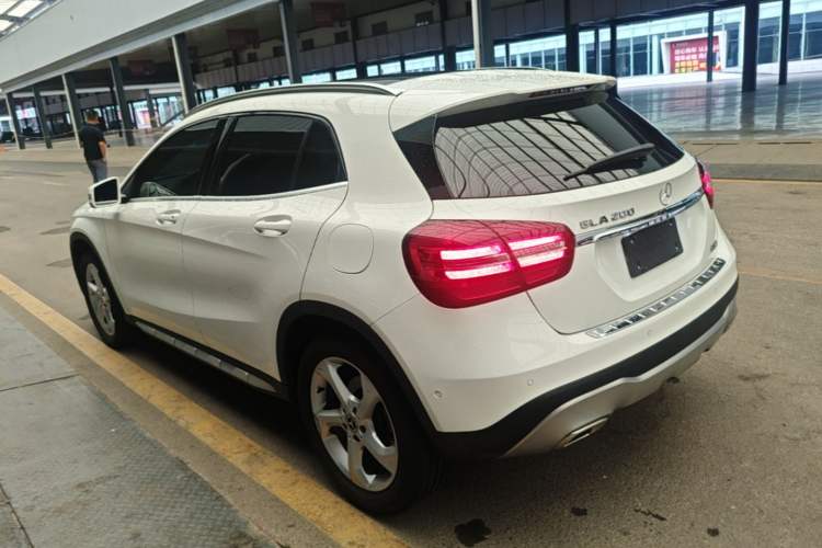 Used Mercedes-Benz GLA 2019 GLA 200 Dynamic Edition Rear Left 45 Deg