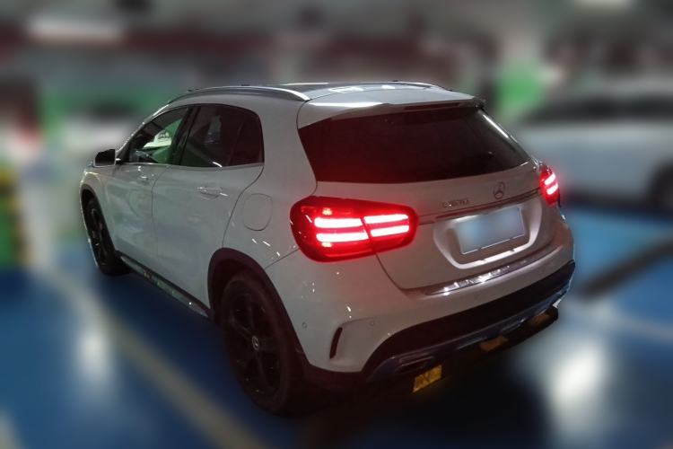 Used Mercedes-Benz GLA 2019 GLA 200 Fashion Model Rear Left 45 Deg