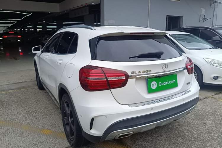 Used Mercedes-Benz GLA 2019 GLA 200 Fashion Model Rear Left 45 Deg