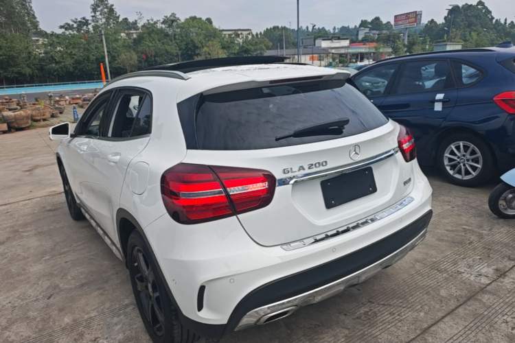 Used Mercedes-Benz GLA 2019 GLA 200 Fashion Model Rear Left 45 Deg