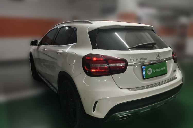 Used Mercedes-Benz GLA 2019 GLA 200 Fashion Model Rear Left 45 Deg