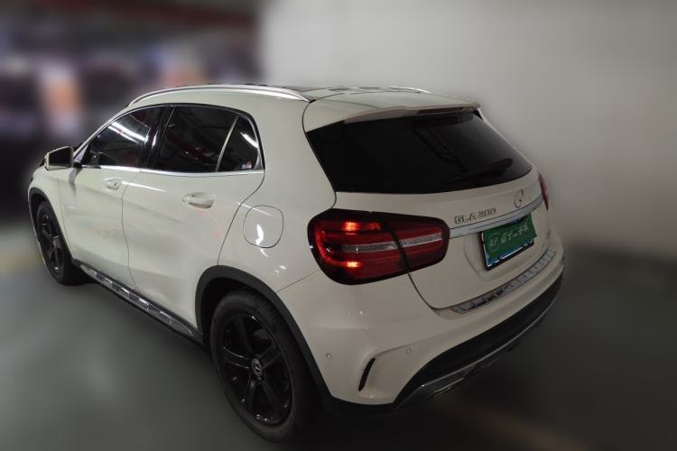 Used Mercedes-Benz GLA 2019 GLA 200 Fashion Model Rear Left 45 Deg
