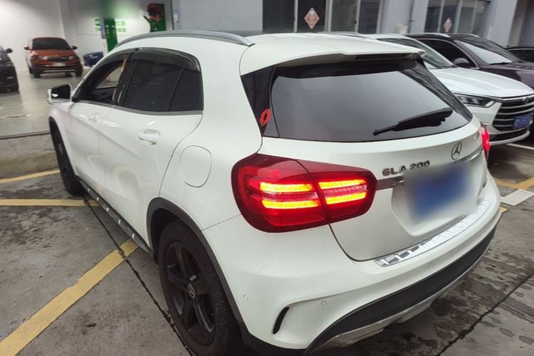 Used Mercedes-Benz GLA 2019 GLA 200 Fashion Model Rear Left 45 Deg