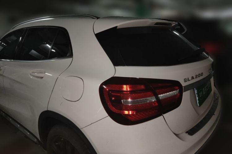 Used Mercedes-Benz GLA 2019 GLA 200 Fashion Model Rear Left 45 Deg