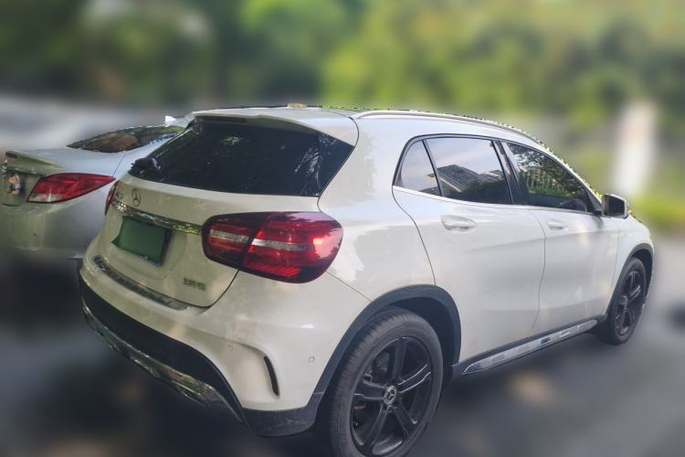 Used Mercedes-Benz GLA 2019 GLA 200 Fashion Model Rear Right 45 Deg