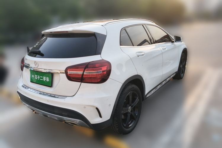 Used Mercedes-Benz GLA 2019 GLA 200 Fashion Model Rear Right 45 Deg