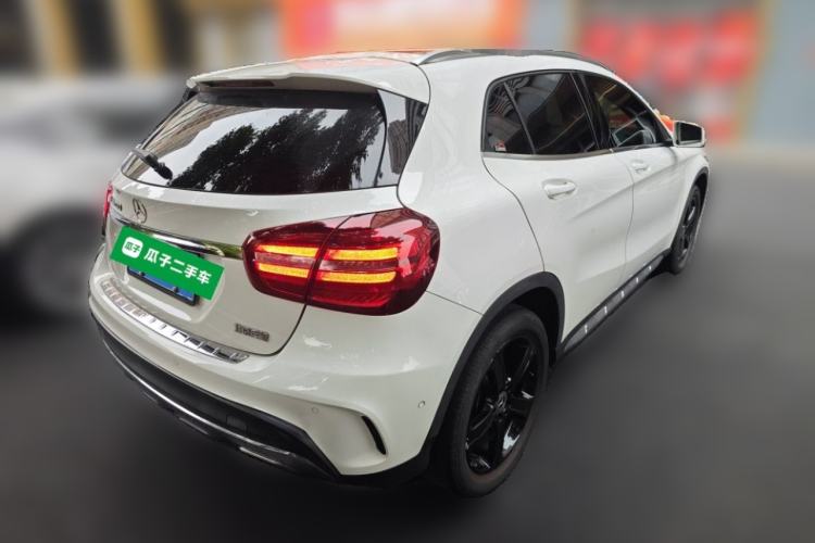 Used Mercedes-Benz GLA 2019 GLA 200 Fashion Model Rear Right 45 Deg