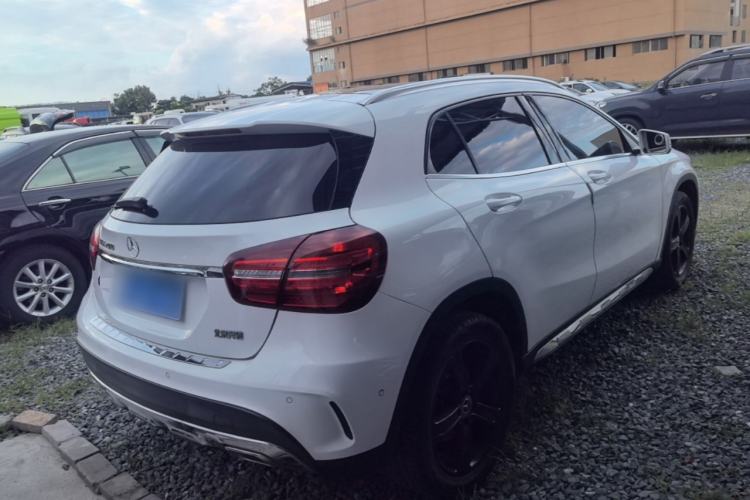 Used Mercedes-Benz GLA 2019 GLA 200 Fashion Model Rear Right 45 Deg