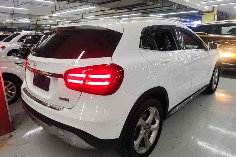 Used Mercedes-Benz GLA 2019 GLA 200 Dynamic Edition Rear Right 45 Deg
