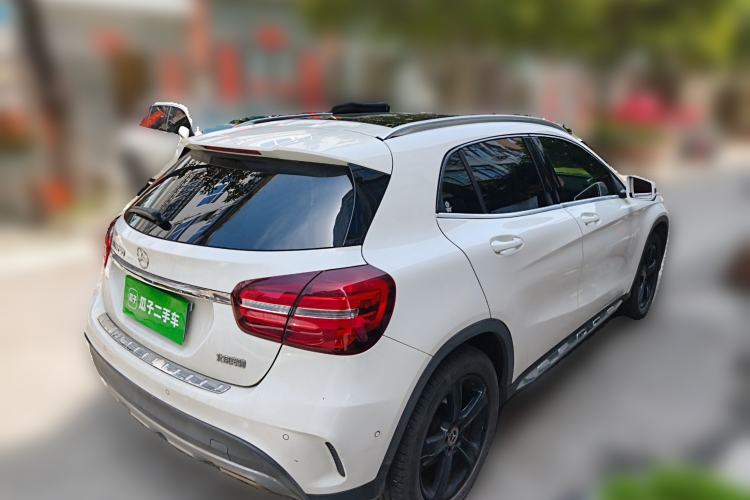 Used Mercedes-Benz GLA 2019 GLA 200 Fashion Model Rear Right 45 Deg