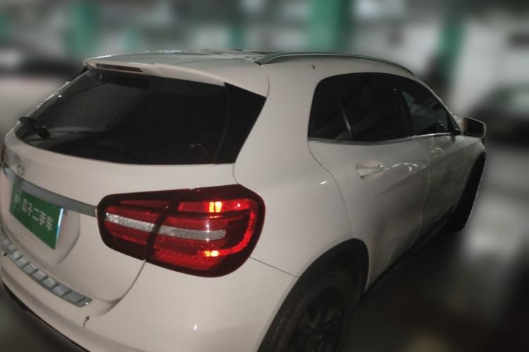 Used Mercedes-Benz GLA 2019 GLA 200 Fashion Model Rear Right 45 Deg