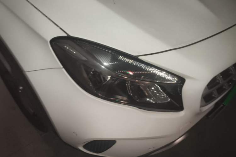Used Mercedes-Benz GLA 2019 GLA 200 Dynamic Edition Right Front Headlight