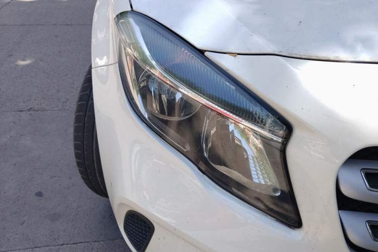 Used Mercedes-Benz GLA 2019 GLA 200 Dynamic Edition Right Front Headlight