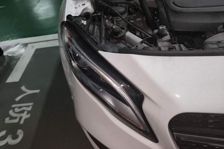 Used Mercedes-Benz GLA 2019 GLA 200 Fashion Model Right Front Headlight