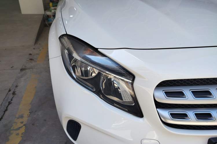 Used Mercedes-Benz GLA 2019 GLA 200 Dynamic Edition Right Front Headlight