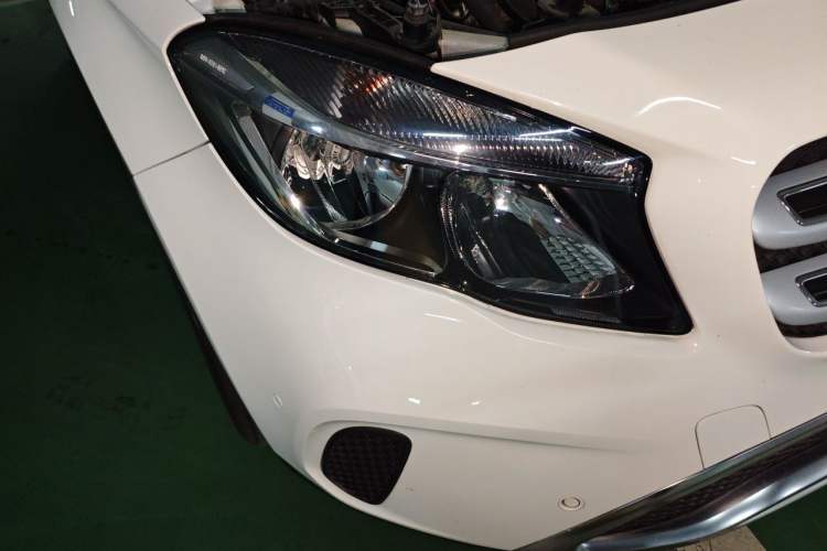 Used Mercedes-Benz GLA 2019 GLA 200 Dynamic Edition Right Front Headlight