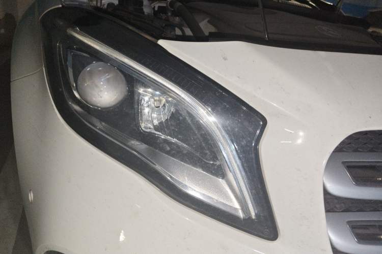Used Mercedes-Benz GLA 2019 GLA 200 Fashion Model Right Front Headlight