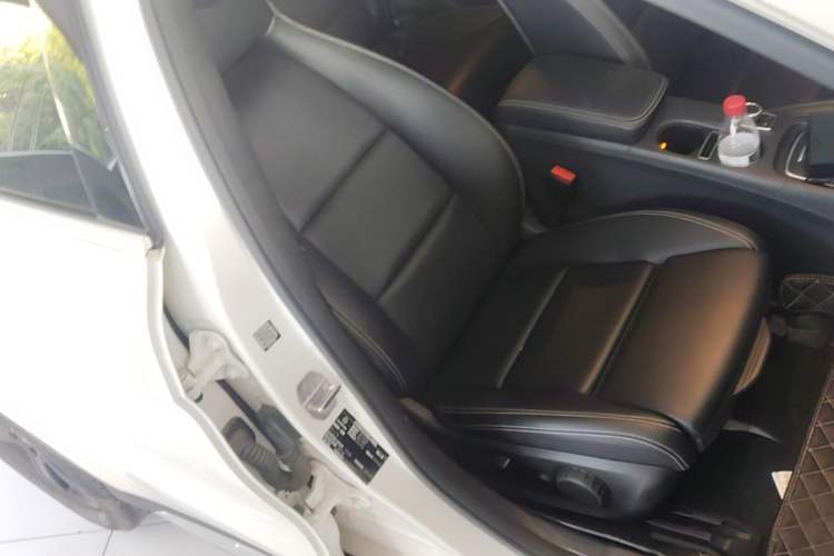 Used Mercedes-Benz GLA 2019 GLA 200 Fashion Model Right Front Seat