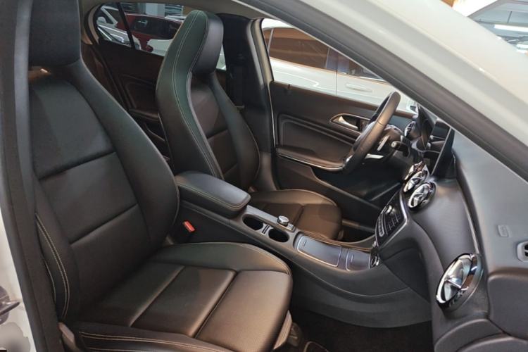 Used Mercedes-Benz GLA 2019 GLA 200 Dynamic Edition Right Front Seat