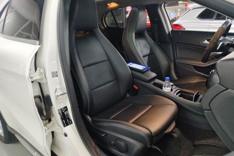 Used Mercedes-Benz GLA 2019 GLA 200 Dynamic Edition Right Front Seat