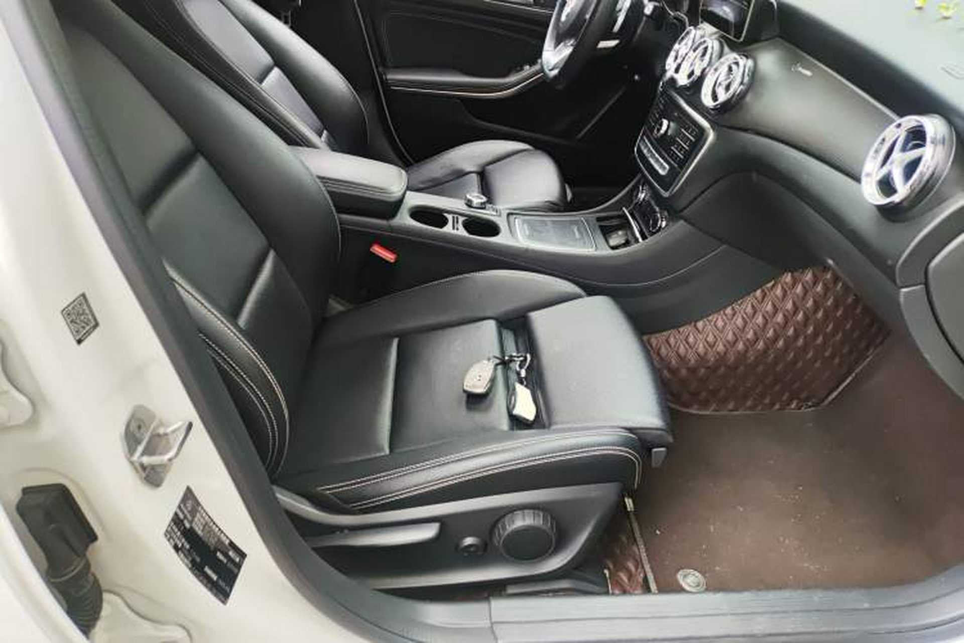 Used Mercedes-Benz GLA 2019 GLA 200 Dynamic Edition Right Front Seat