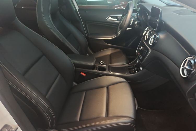 Used Mercedes-Benz GLA 2019 GLA 200 Dynamic Edition Right Front Seat