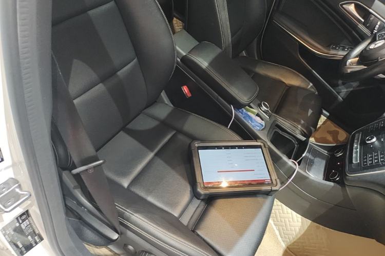 Used Mercedes-Benz GLA 2019 GLA 200 Fashion Model Right Front Seat