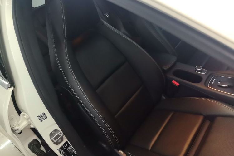 Used Mercedes-Benz GLA 2019 GLA 200 Fashion Model Right Front Seat