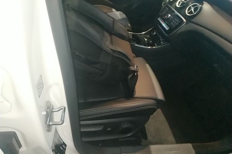 Used Mercedes-Benz GLA 2019 GLA 200 Dynamic Edition Right Front Seat