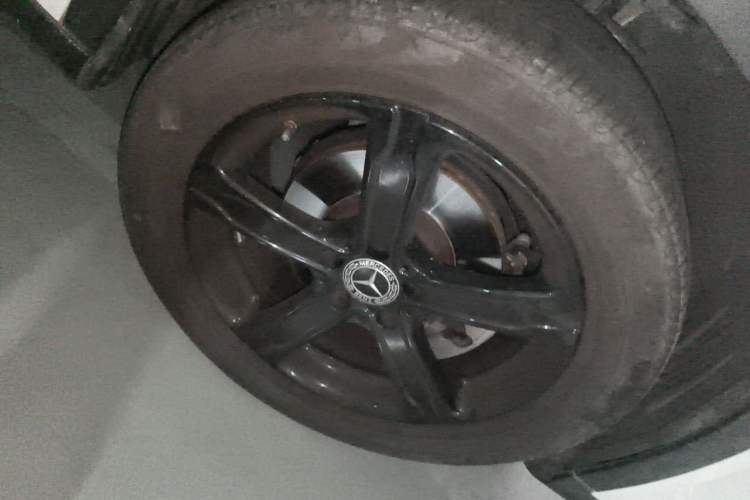 Used Mercedes-Benz GLA 2019 GLA 200 Fashion Model Right Front Wheel Hub