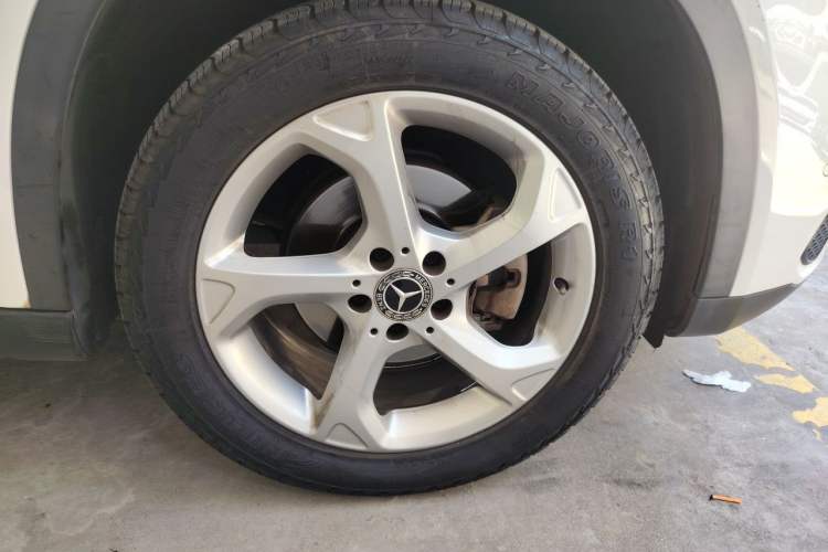 Used Mercedes-Benz GLA 2019 GLA 200 Dynamic Edition Right Front Wheel Hub