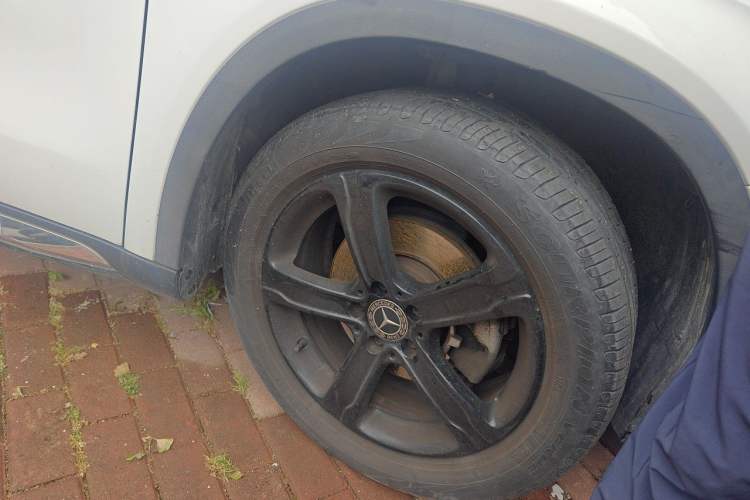 Used Mercedes-Benz GLA 2019 GLA 200 Fashion Model Right Front Wheel Hub