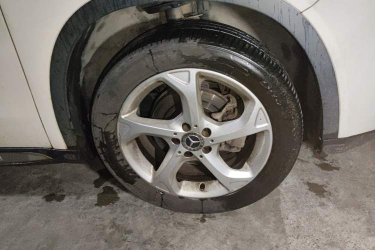 Used Mercedes-Benz GLA 2019 GLA 200 Dynamic Edition Right Front Wheel Hub