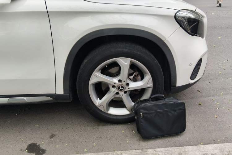Used Mercedes-Benz GLA 2019 GLA 200 Dynamic Edition Right Front Wheel Hub