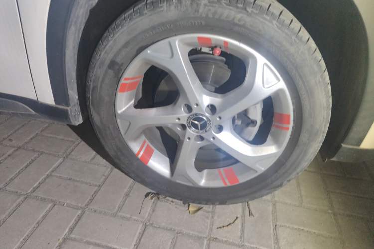 Used Mercedes-Benz GLA 2019 GLA 200 Dynamic Edition Right Front Wheel Hub