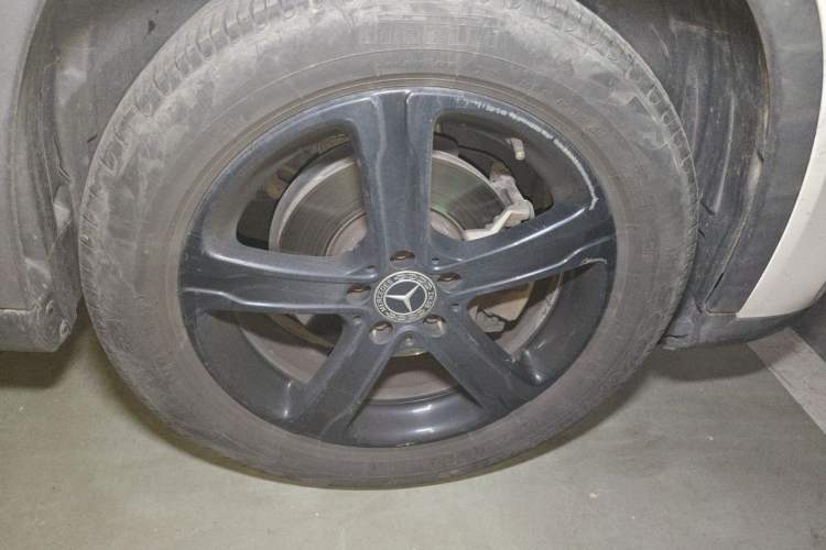 Used Mercedes-Benz GLA 2019 GLA 200 Fashion Model Right Front Wheel Hub