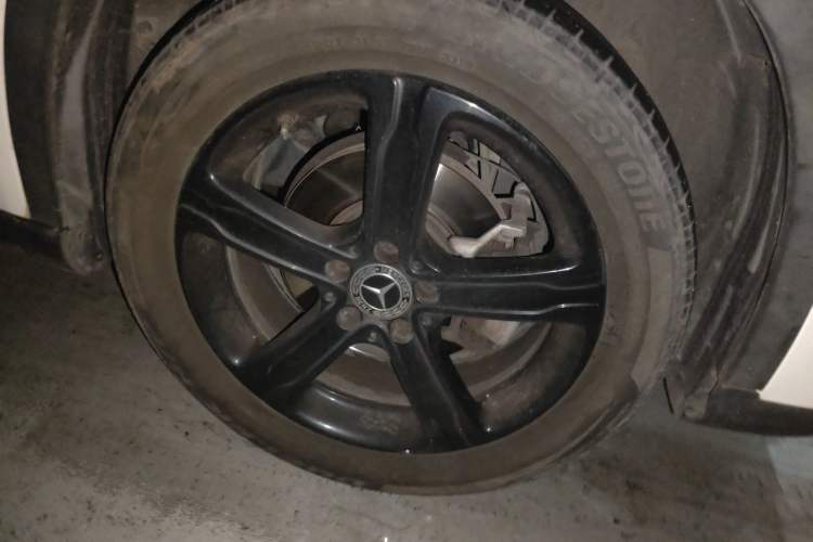 Used Mercedes-Benz GLA 2019 GLA 200 Fashion Model Right Front Wheel Hub