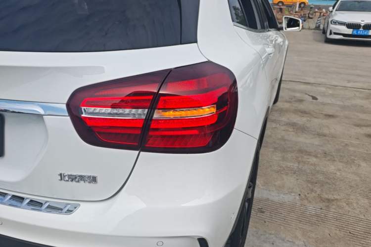 Used Mercedes-Benz GLA 2019 GLA 200 Fashion Model Right Rear Taillight