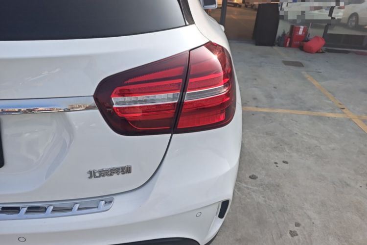 Used Mercedes-Benz GLA 2019 GLA 200 Fashion Model Right Rear Taillight