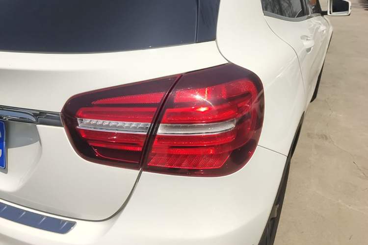 Used Mercedes-Benz GLA 2019 GLA 200 Fashion Model Right Rear Taillight
