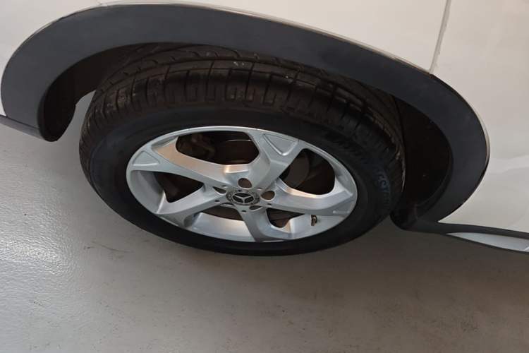 Used Mercedes-Benz GLA 2019 GLA 200 Dynamic Edition Right Rear Wheel Hub