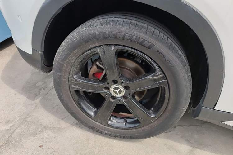Used Mercedes-Benz GLA 2019 GLA 200 Fashion Model Right Rear Wheel Hub