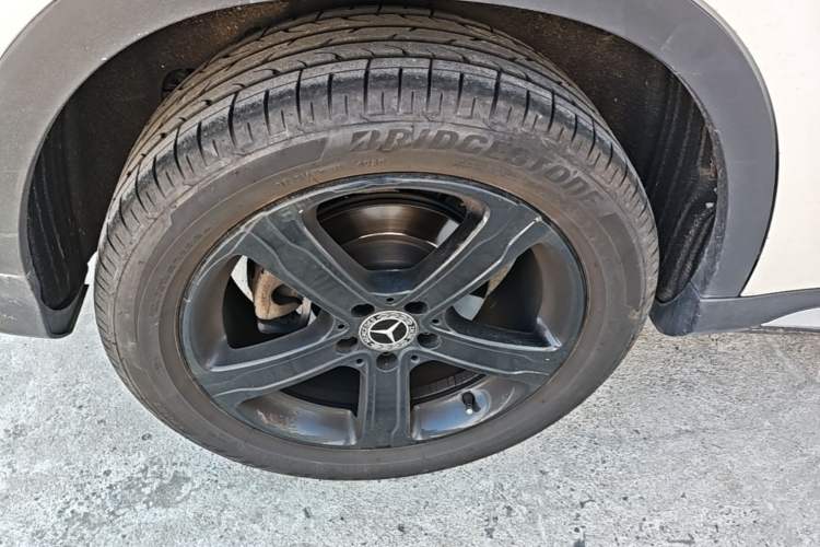 Used Mercedes-Benz GLA 2019 GLA 200 Fashion Model Right Rear Wheel Hub