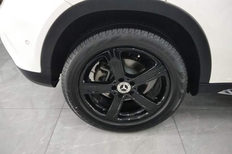 Used Mercedes-Benz GLA 2019 GLA 200 Fashion Model Right Rear Wheel Hub